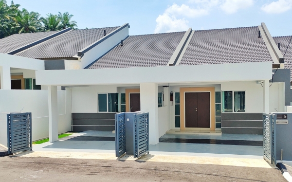 FRONT 03